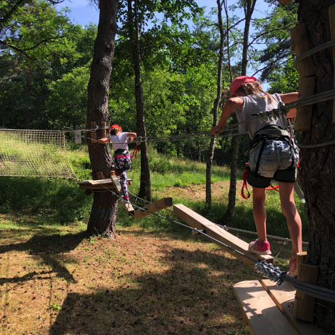 Parcours accrobranche avec niveaux